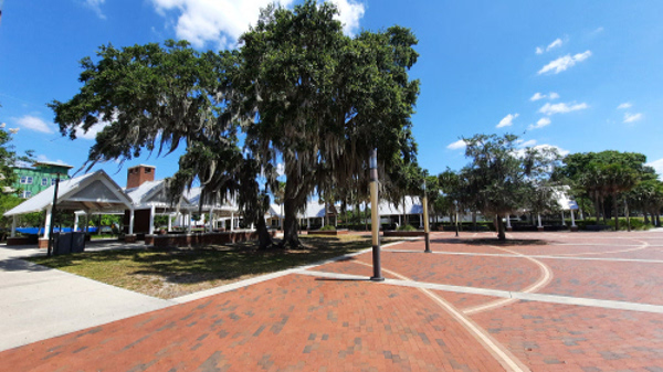 Kissimmee Lakefront Park