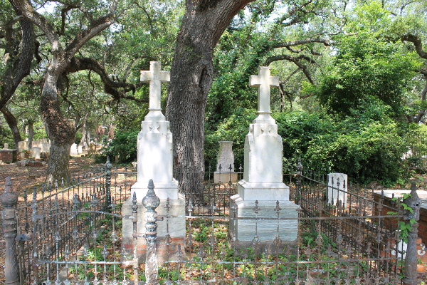Old Burying Ground Beaufort NC