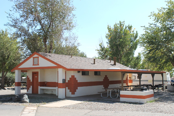 Navajoland Hotel & RV Park