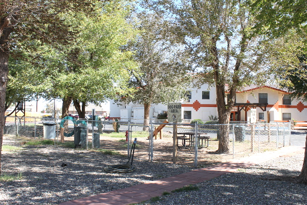 Navajoland Hotel & RV Park