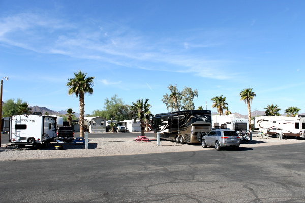 Holiday Palms RV Park