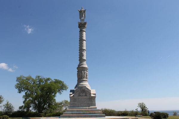 Yorktown Victory Monument