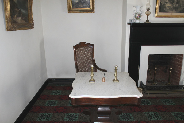 Lee's Desk McLean House