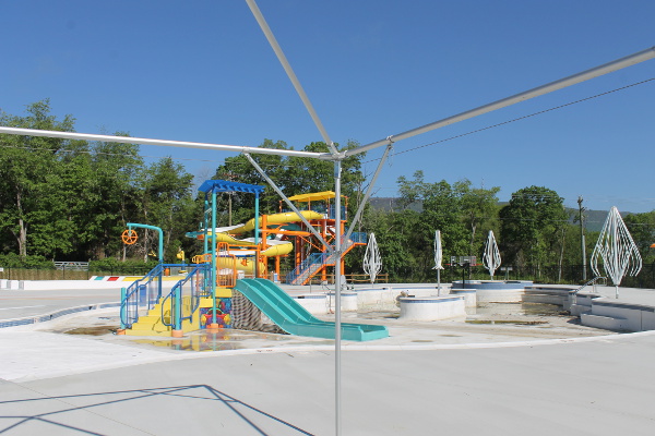 Pool & Waterpark