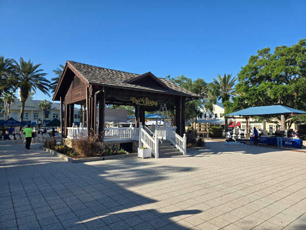 Lake Sumter Landing Market Square